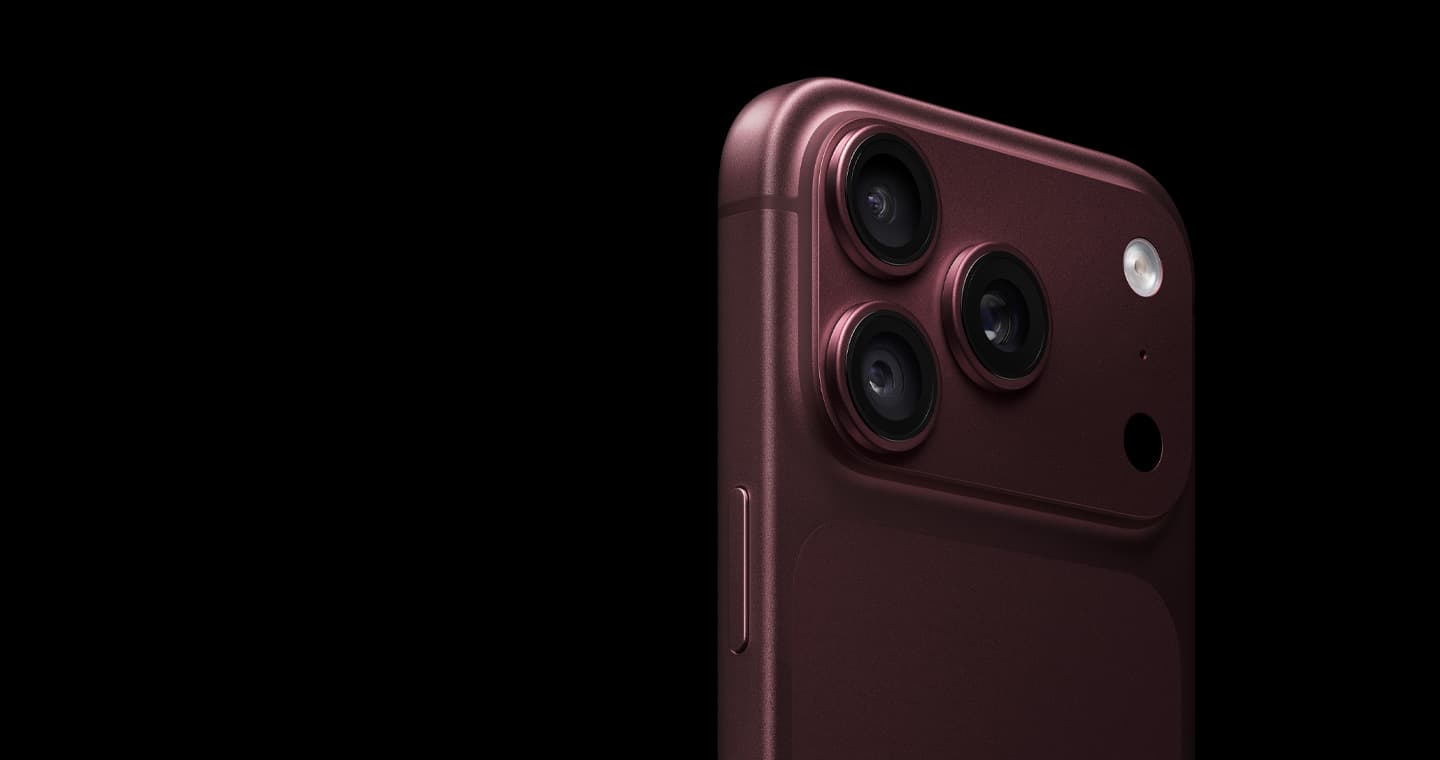iPhone 18 Pro en color borgoña, detalle del módulo de cámaras.